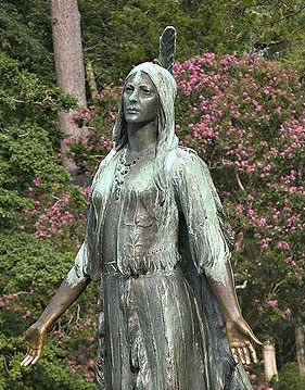 Pochaontas Statue